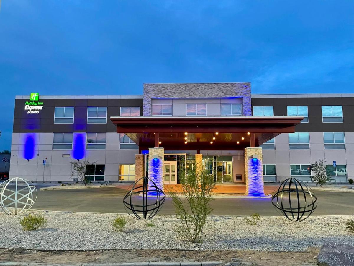 Holiday Inn Express & Suites Blythe By Ihg ภายนอก รูปภาพ